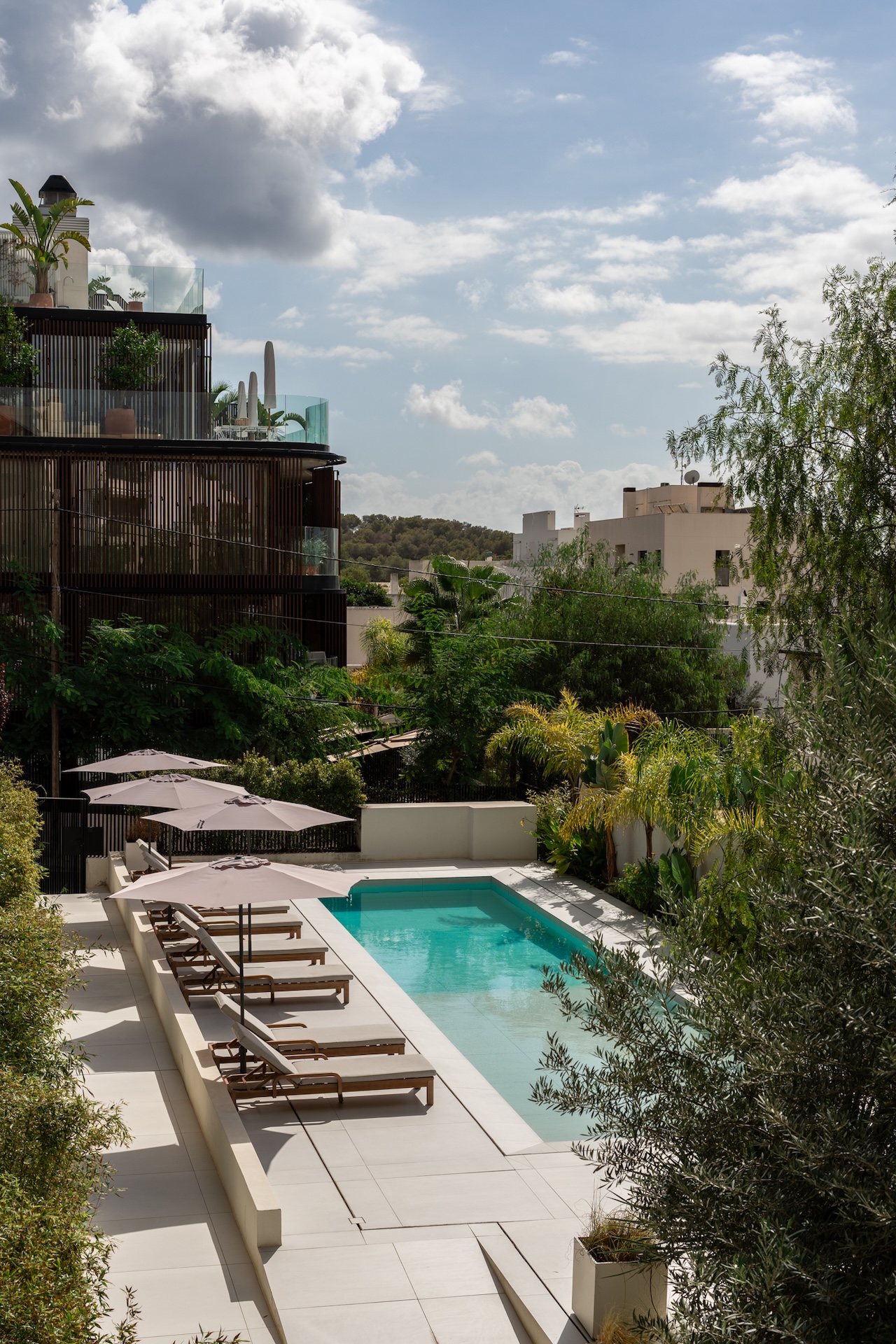 Resa Estates 3 slaapkamers Talamanca te koop sale Ibiza pool far.jpg